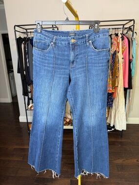 Express Raw-Hem Wide Leg Jeans in Medium Blue